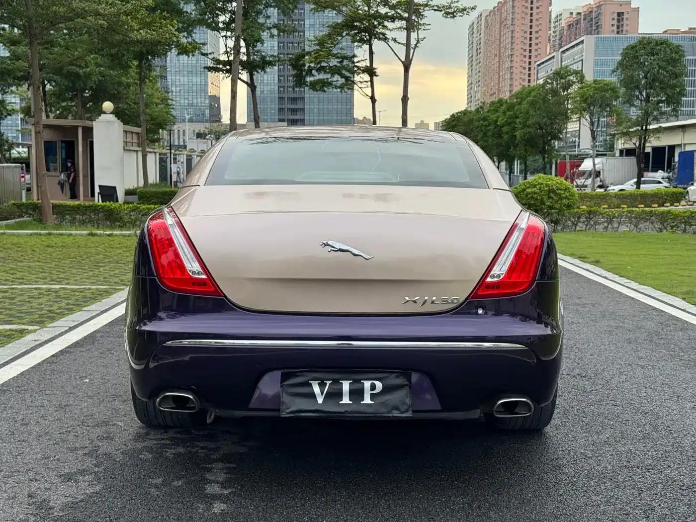 Jaguar XJ 2012 XJL 3.0 Panoramic Business Edition — миниатюра 7