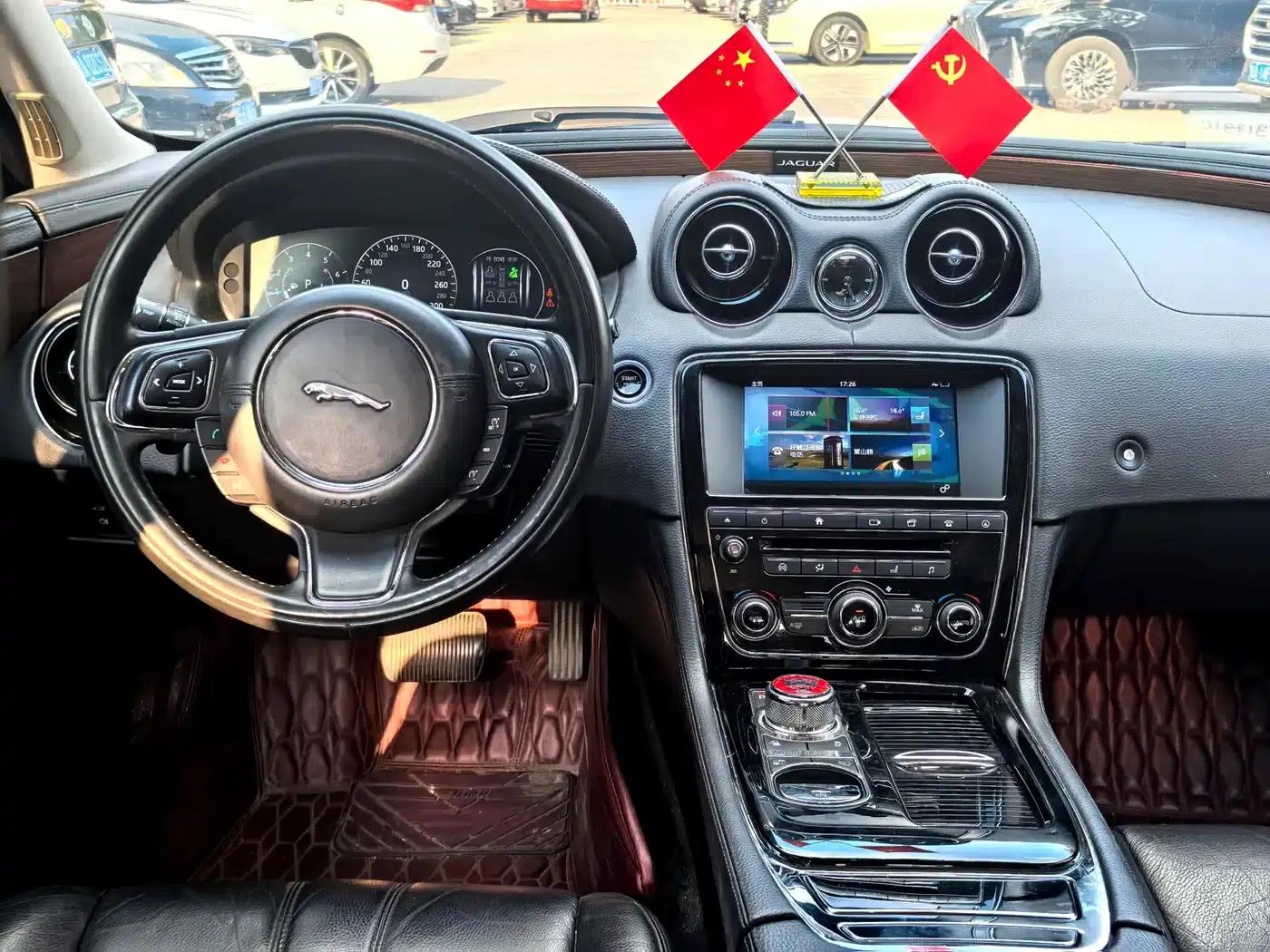 Jaguar XJ 2016 XJL 2.0T 2WD Elegant Business Edition — миниатюра 8