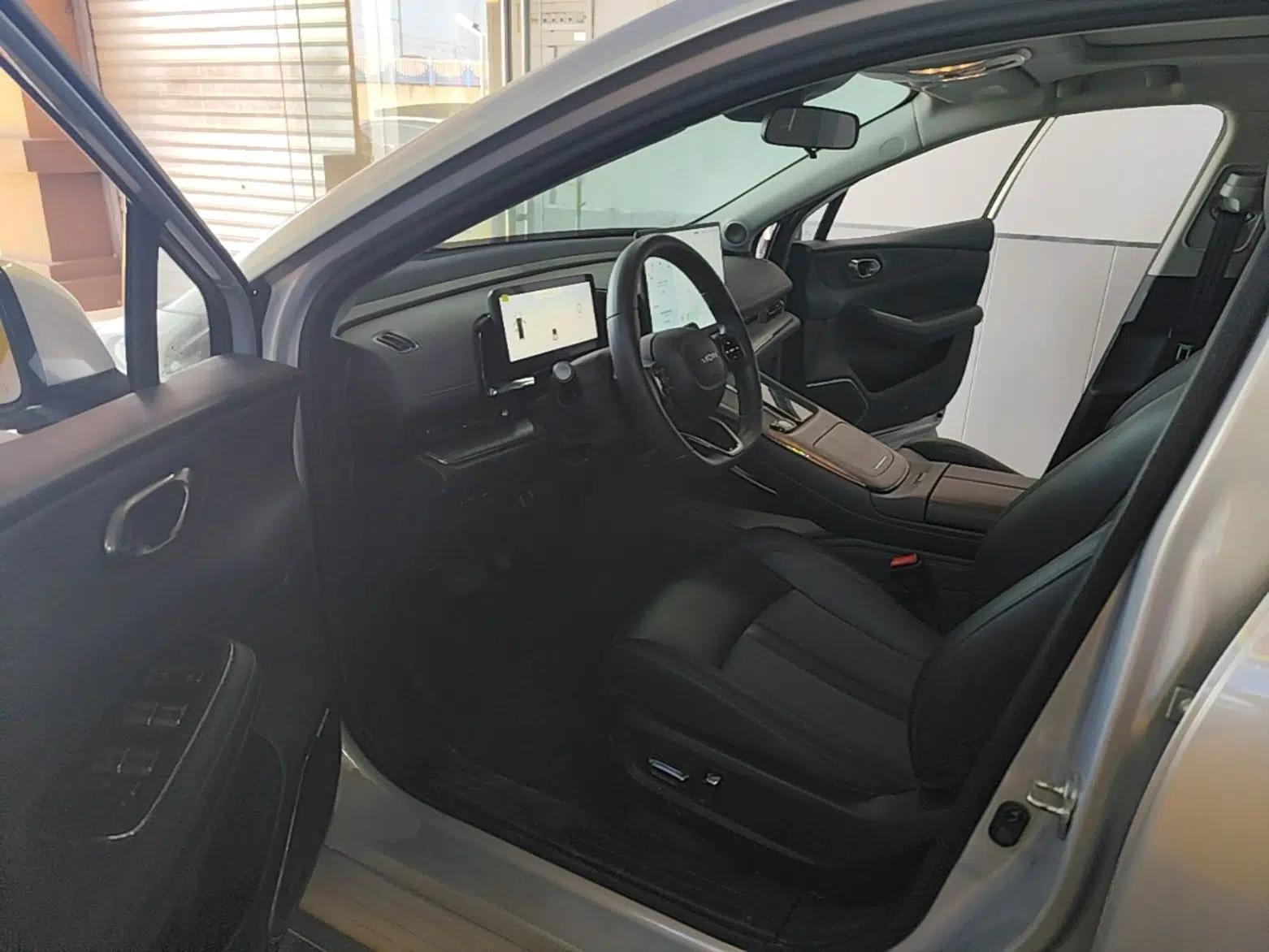 AION S MAX 2024 70 Star Edition 54.6 kWh — миниатюра 18