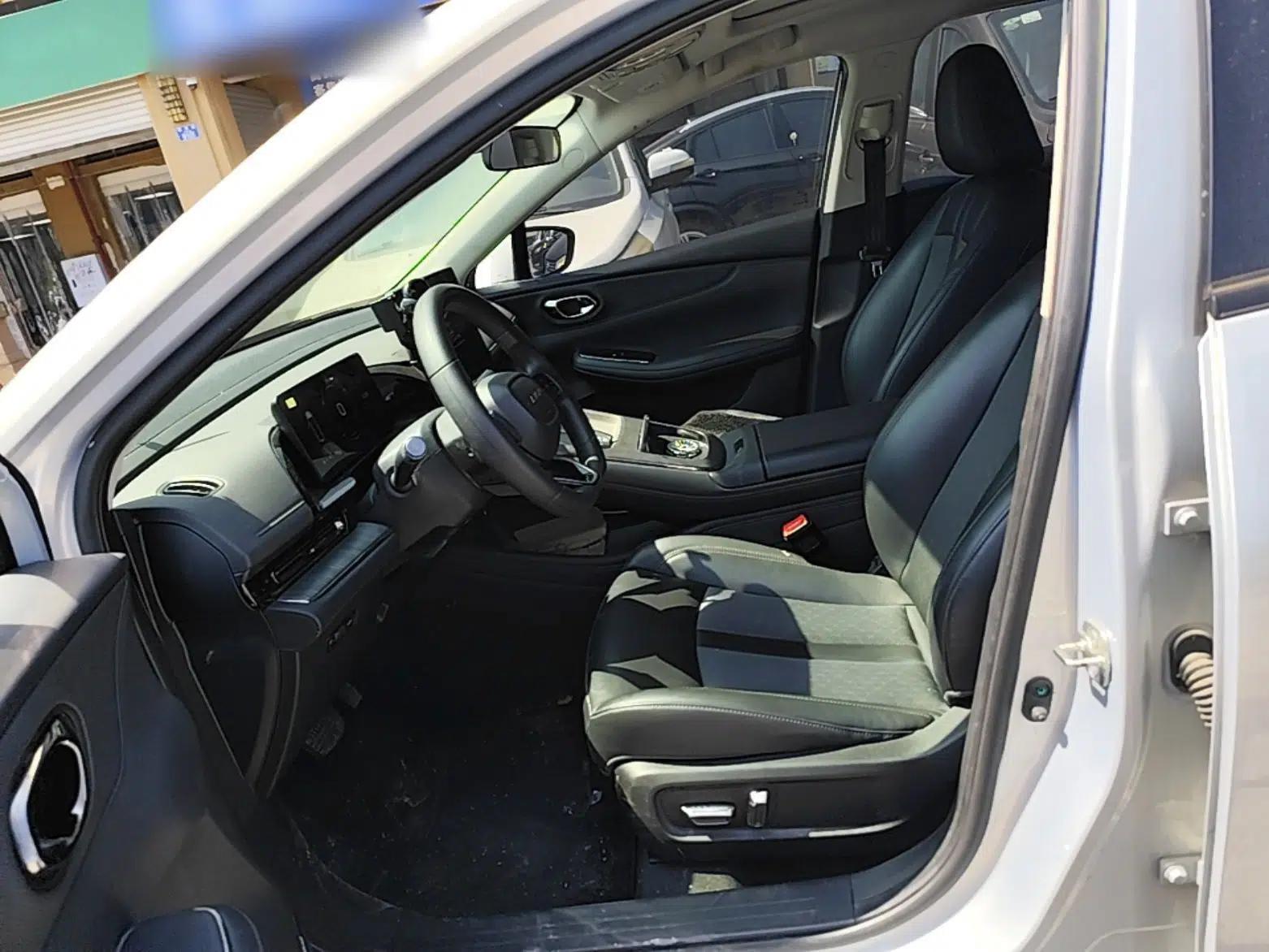 AION S MAX 2024 70 Star Edition 54.6 kWh — миниатюра 17