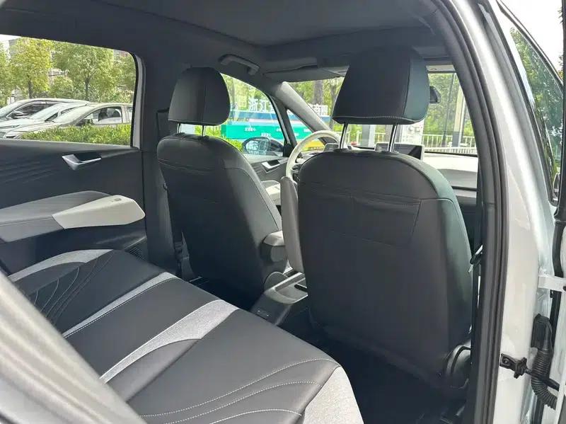 Volkswagen ID.3 2023 Upgraded Intelligent Edition — миниатюра 9