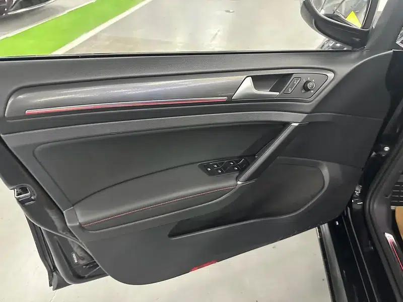 2018 Golf GTI 2.0TSI GTI — миниатюра 13