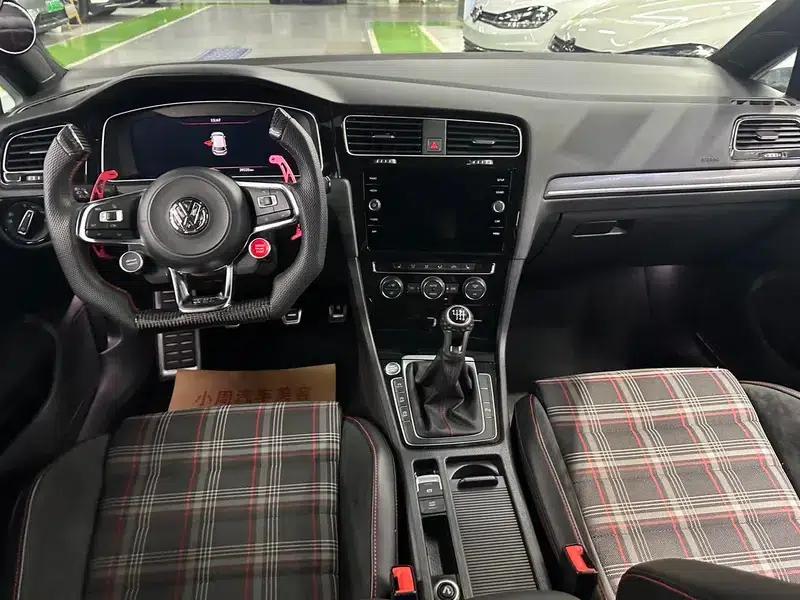 2018 Golf GTI 2.0TSI GTI — миниатюра 14