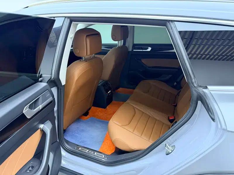 Volkswagen CC 2021 Shooting Brake 380TSI Hunter Edition — миниатюра 18