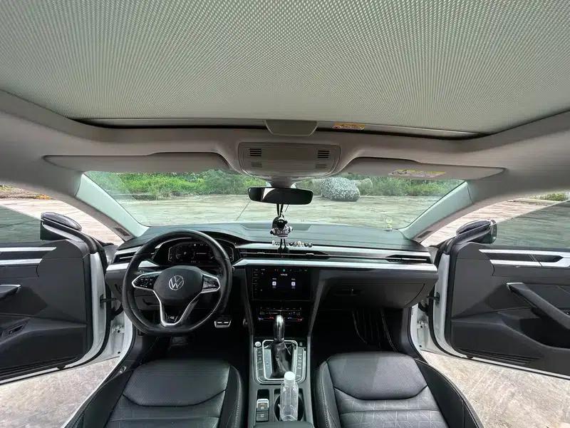 Volkswagen CC 2023 380TSI Striking Edition — миниатюра 8