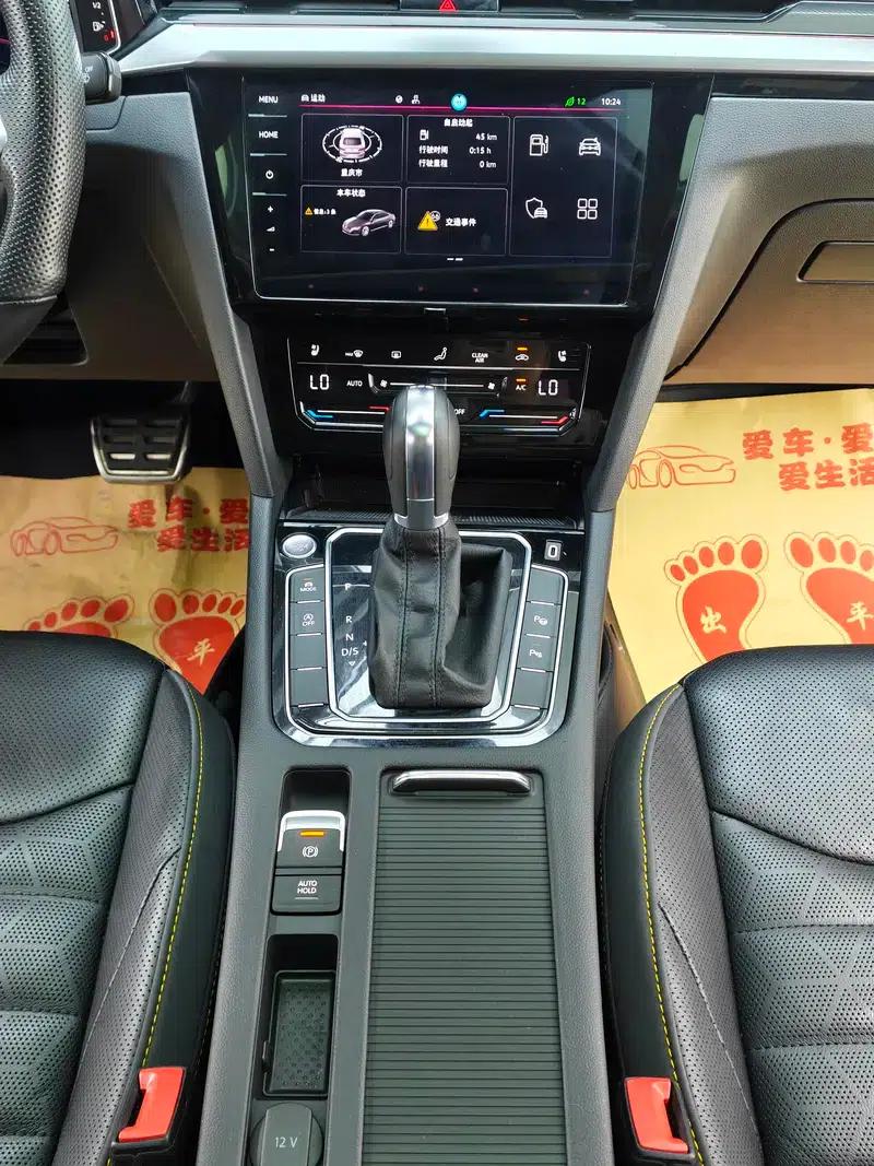 Volkswagen CC 2023 380TSI Striking Edition — миниатюра 6
