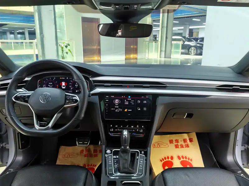 Volkswagen CC 2023 380TSI Striking Edition — миниатюра 7
