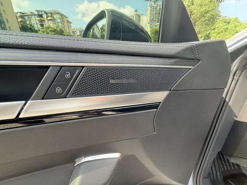 Volkswagen CC 2021 Shooting Brake 380TSI Shooting Edition — миниатюра 17