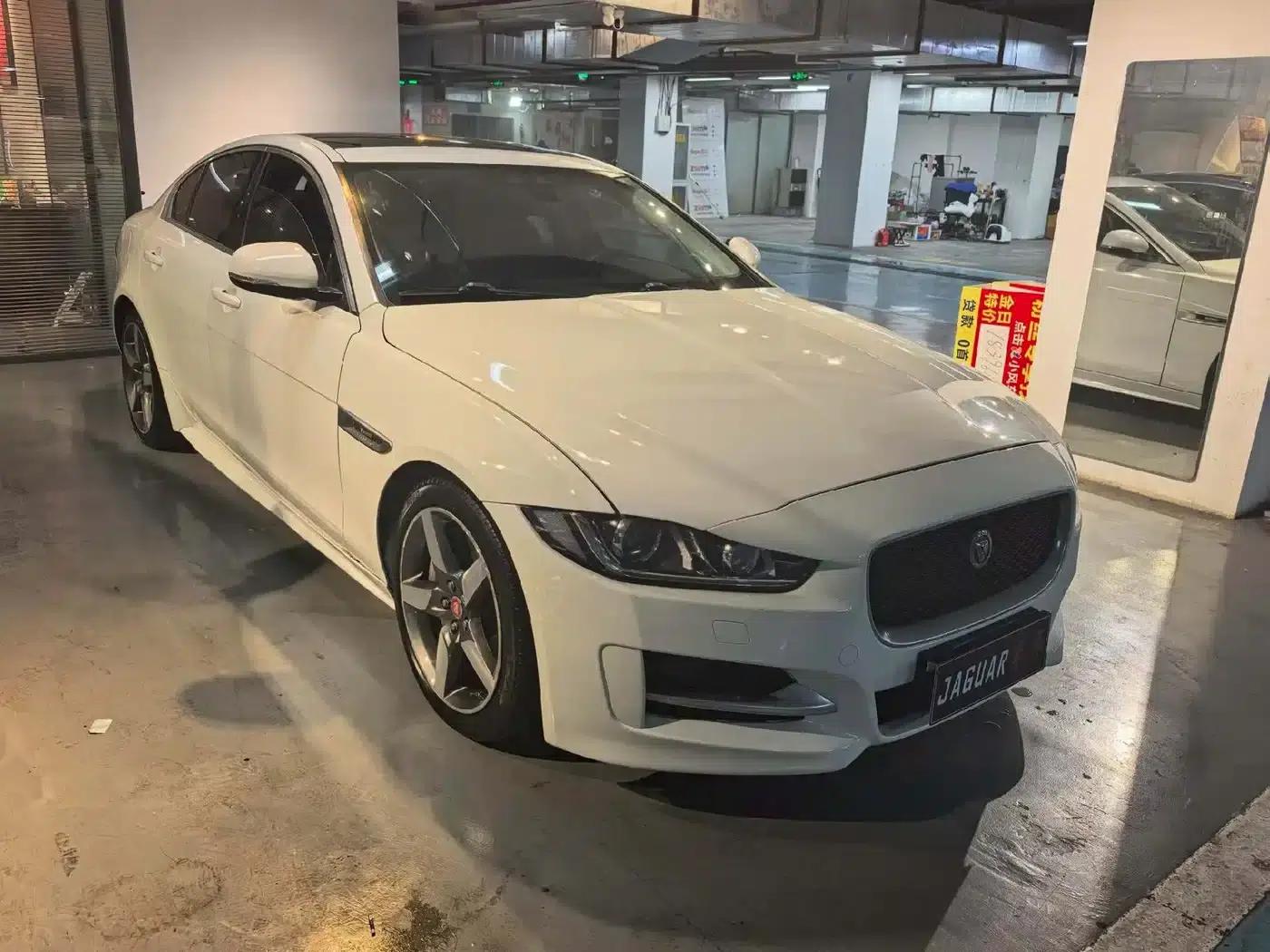 Jaguar XE 2015 2.0T 200PS R-Sport — миниатюра 3