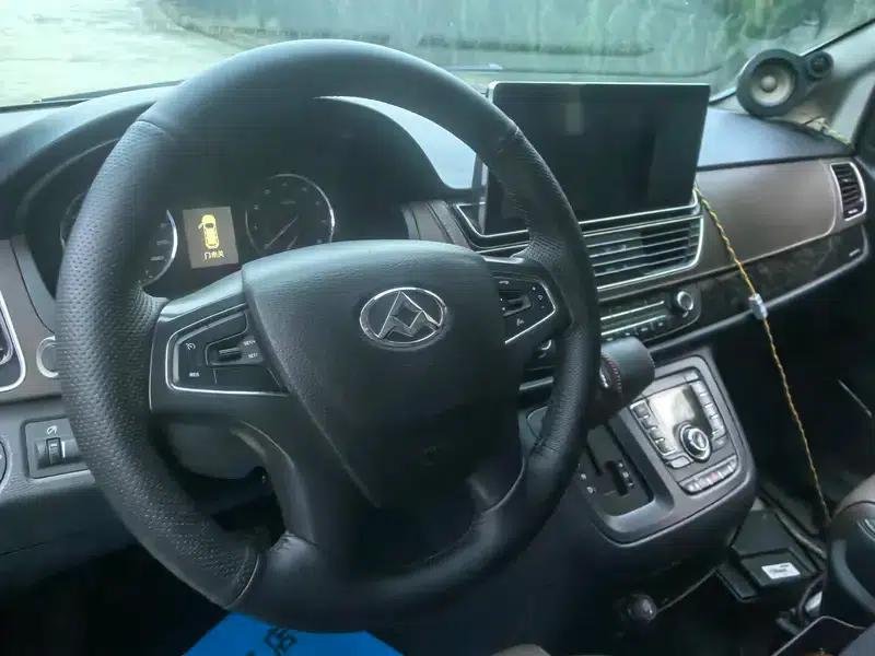 Maxus G10 2016 2.0T Automatic Fashion Edition — миниатюра 15