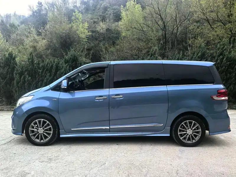 Maxus G10 2016 2.0T Automatic Fashion Edition — миниатюра 4