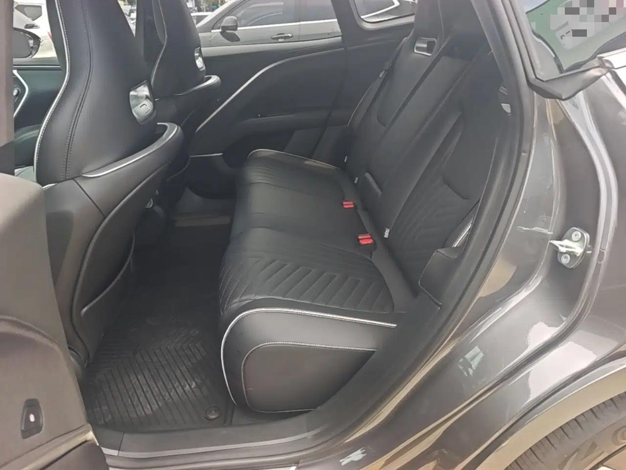 Avatr 11 2023 HarmonyOS Version Smart Enjoyment Upgrade Model 90-Degree Rear-Wheel Drive Edition — миниатюра 25