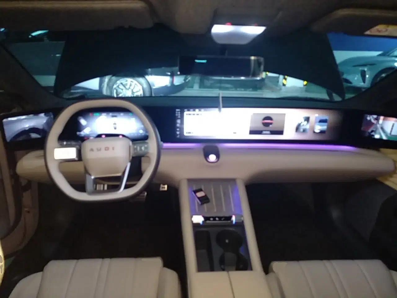 Audi E5 Sportback 2026 Pioneer Quattro Model — миниатюра 12