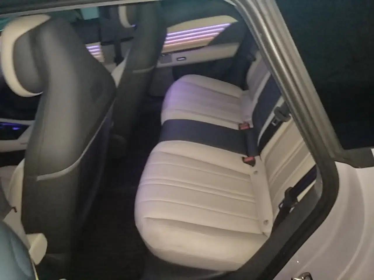 Audi E5 Sportback 2026 Pioneer Quattro Model — миниатюра 20