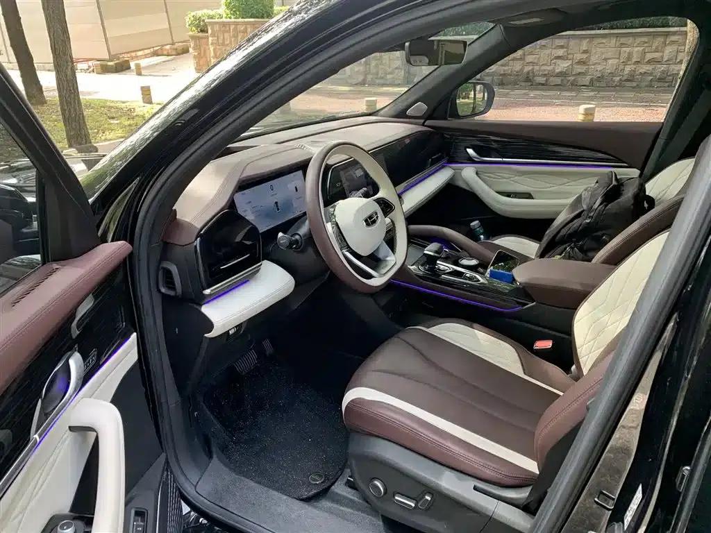 Geely Xingyue L 2024 2.0TD High-Power Automatic Two-Wheel Drive Sky Edition — миниатюра 4