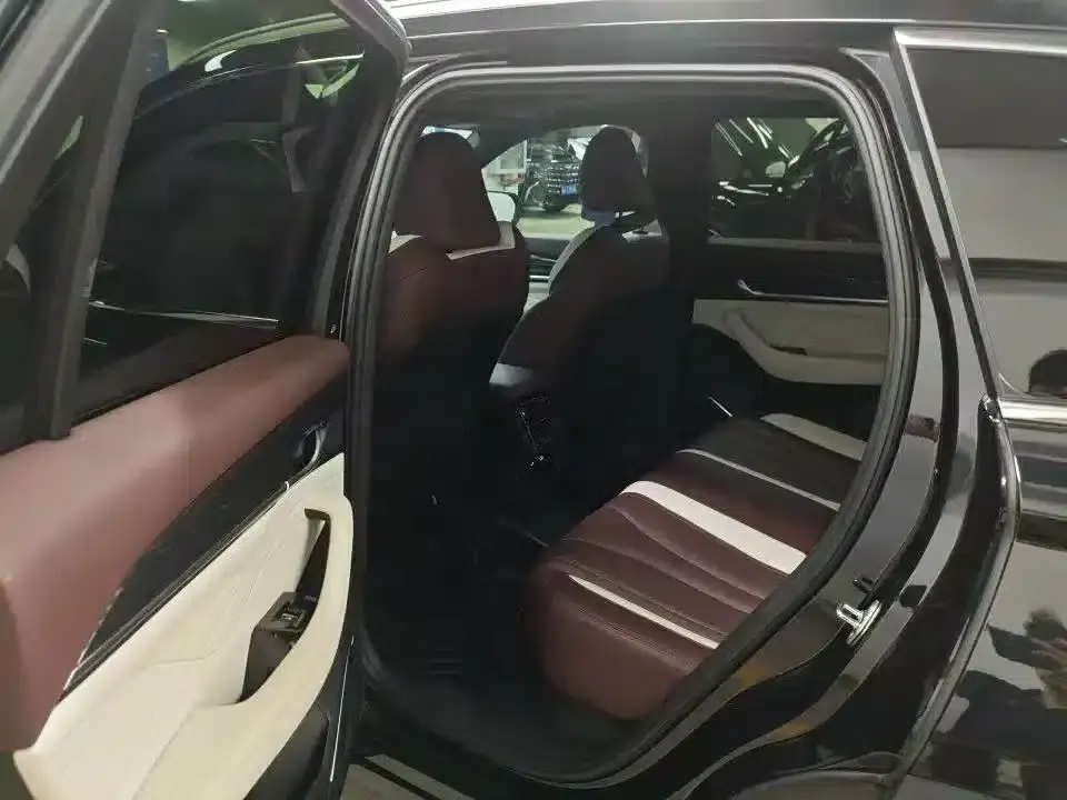 Geely Xingyue L 2021 2.0TD High-Power Automatic Four-Wheel Drive Flagship Edition — миниатюра 4