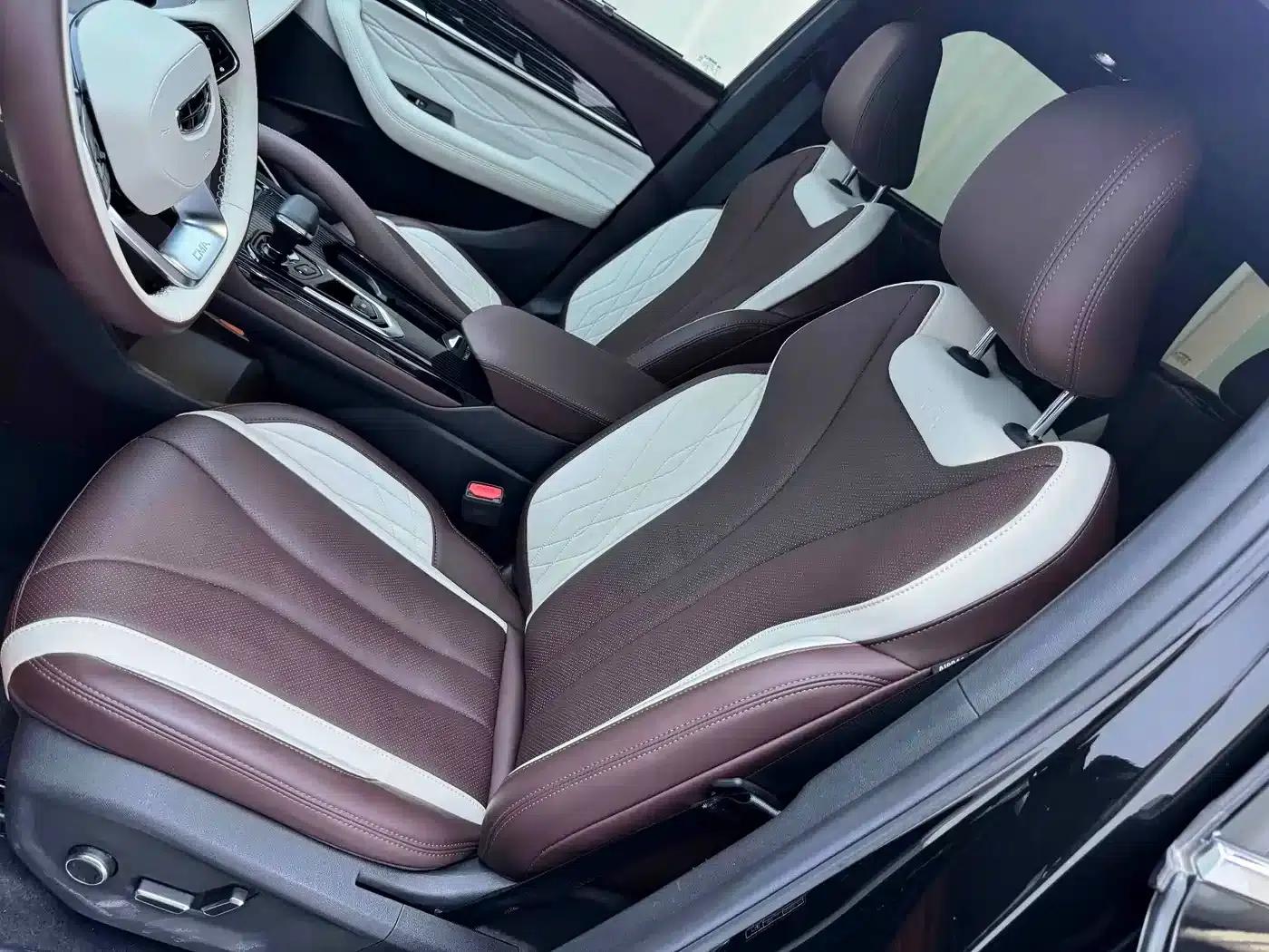 Geely Xingyue L 2021 2.0TD High-Power Automatic Four-Wheel Drive Flagship Edition — миниатюра 6