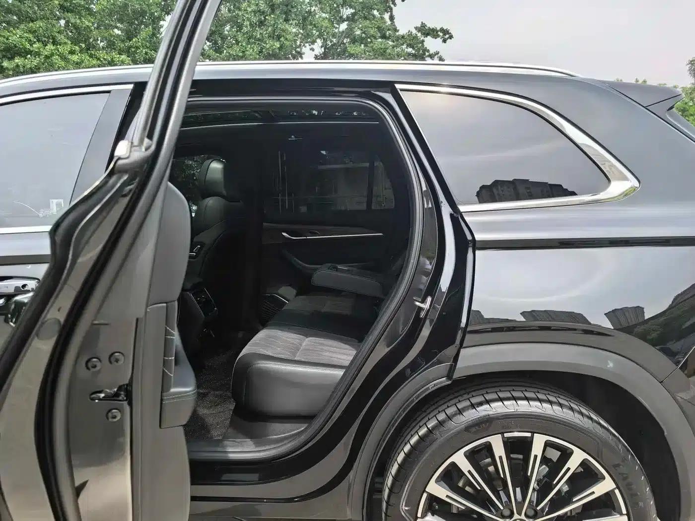 Geely Xingyue L 2025 Oriental Radiance 2.0TD Automatic Star Edition — миниатюра 12
