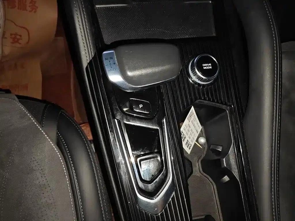 Geely Xingyue L 2024 2.0TD High-Power Automatic Two-Wheel Drive Sky Edition — миниатюра 15