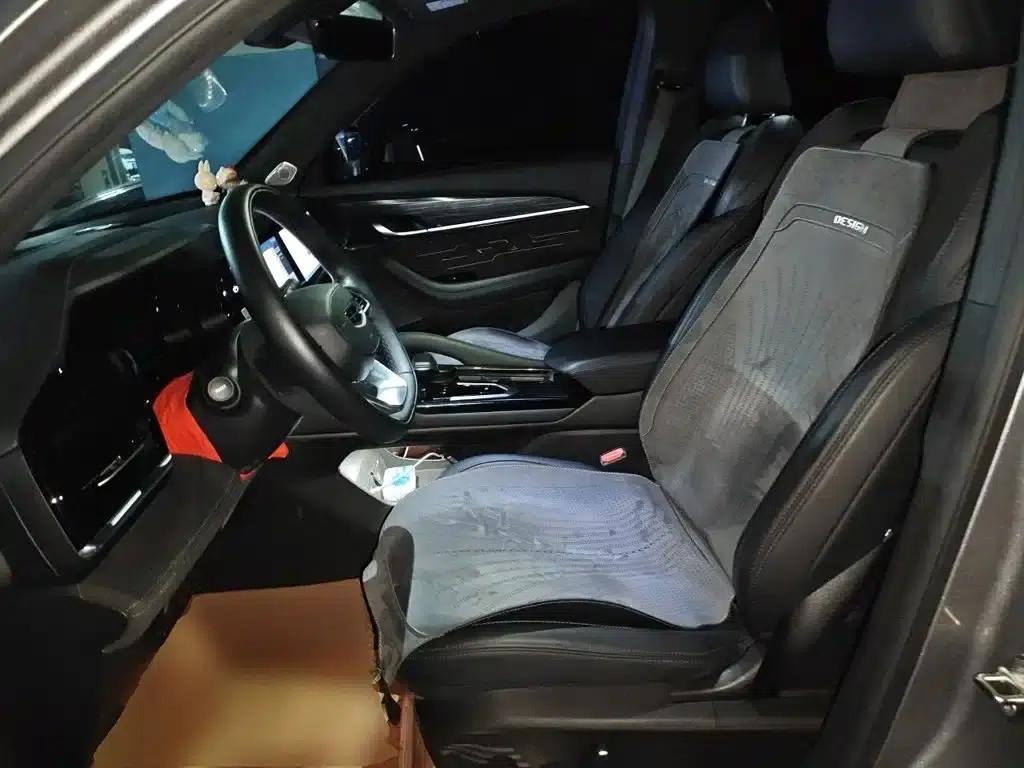 Geely Xingyue L 2024 2.0TD High-Power Automatic Two-Wheel Drive Sky Edition — миниатюра 16