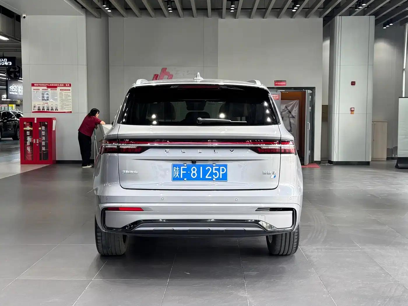 Geely Xingyue L 2024 Hybrid 1.5T Tiangong Edition — миниатюра 6