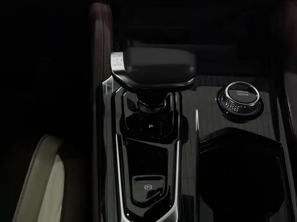 Geely Xingyue L 2021 2.0TD DCT EVO 2WD Premium Edition — миниатюра 13