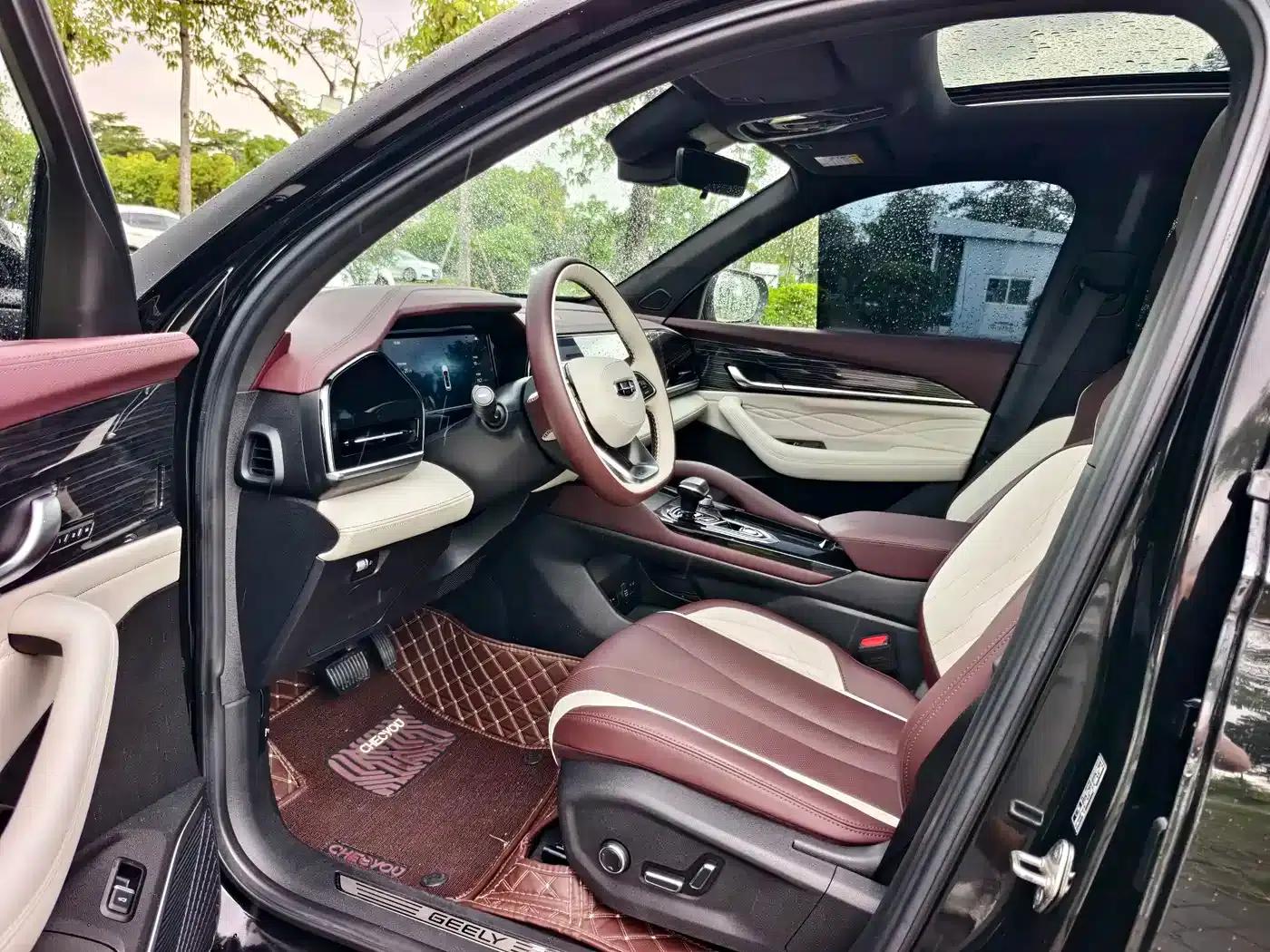 Geely Xingyue L 2024 2.0TD High-Power Automatic Two-Wheel Drive Cloud Edition — миниатюра 4
