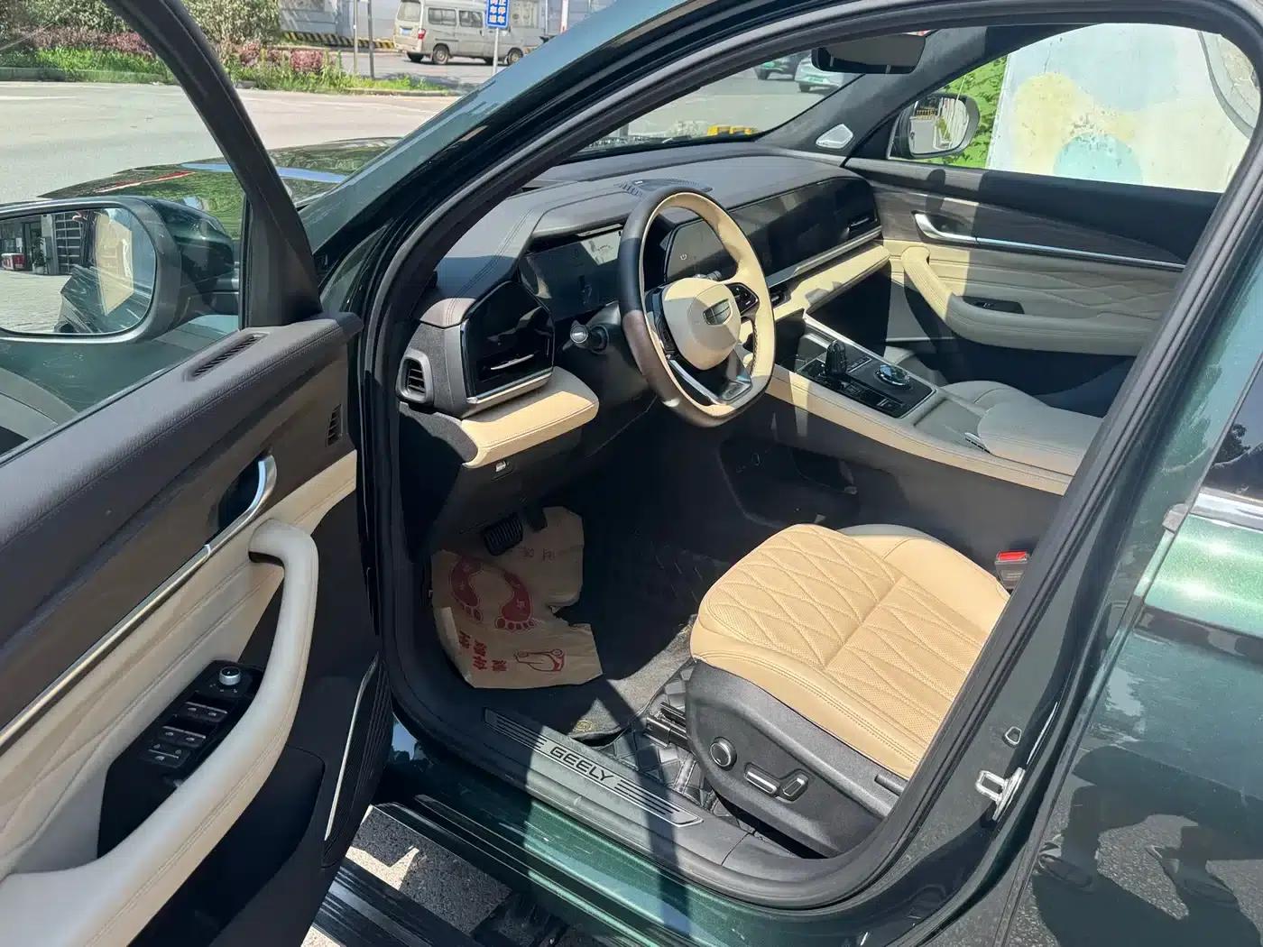 Geely Xingyue L 2025 Oriental Radiance 2.0TD Automatic 4WD Moon Gazing Edition — миниатюра 5