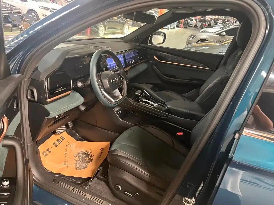 Geely Xingyue L 2021 2.0TD DCT EVO 2WD Luxury Edition — миниатюра 7
