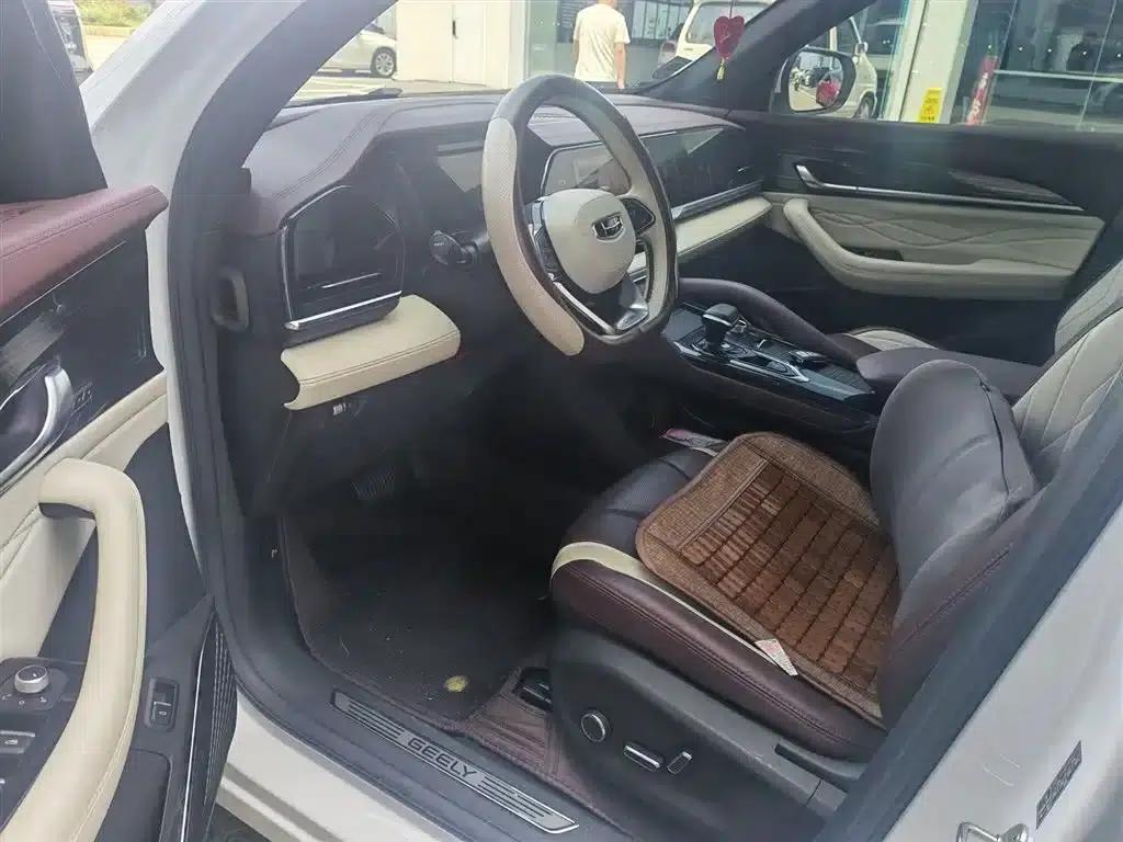 Geely Xingyue L 2024 2.0TD High-Power Automatic Two-Wheel Drive Cloud Edition — миниатюра 4