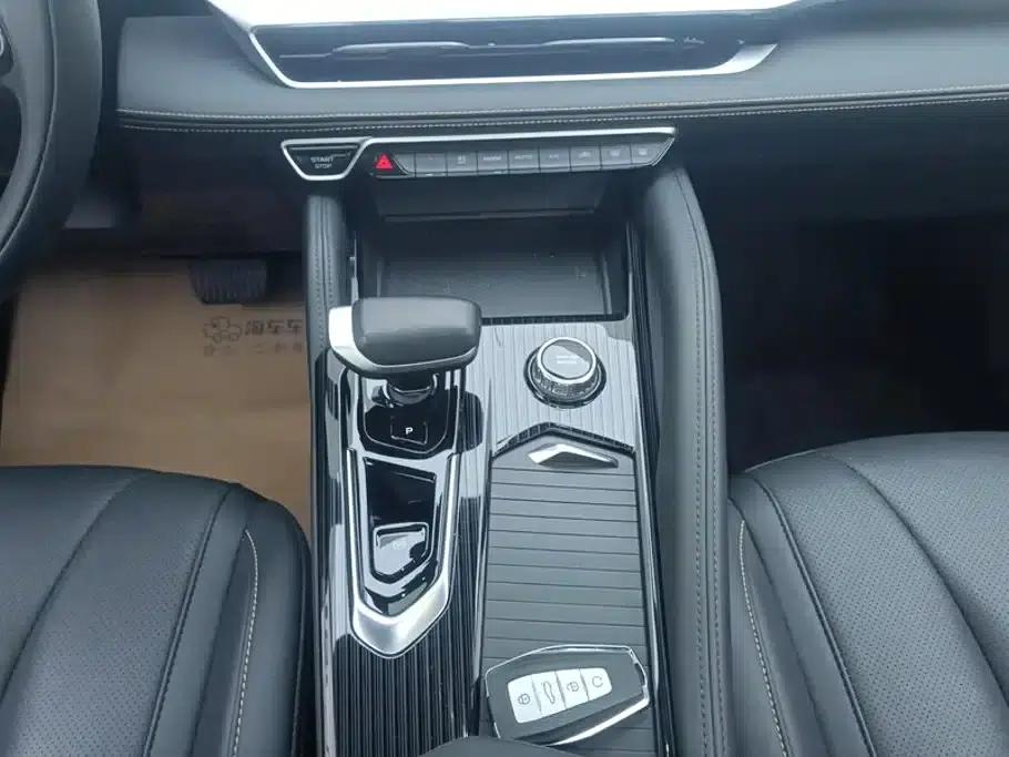 Geely Xingyue L 2024 2.0TD DCT EVO 2WD Long Wind Edition — миниатюра 16