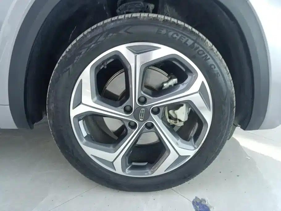Geely Xingyue L 2024 2.0TD DCT EVO 2WD Long Wind Edition — миниатюра 6