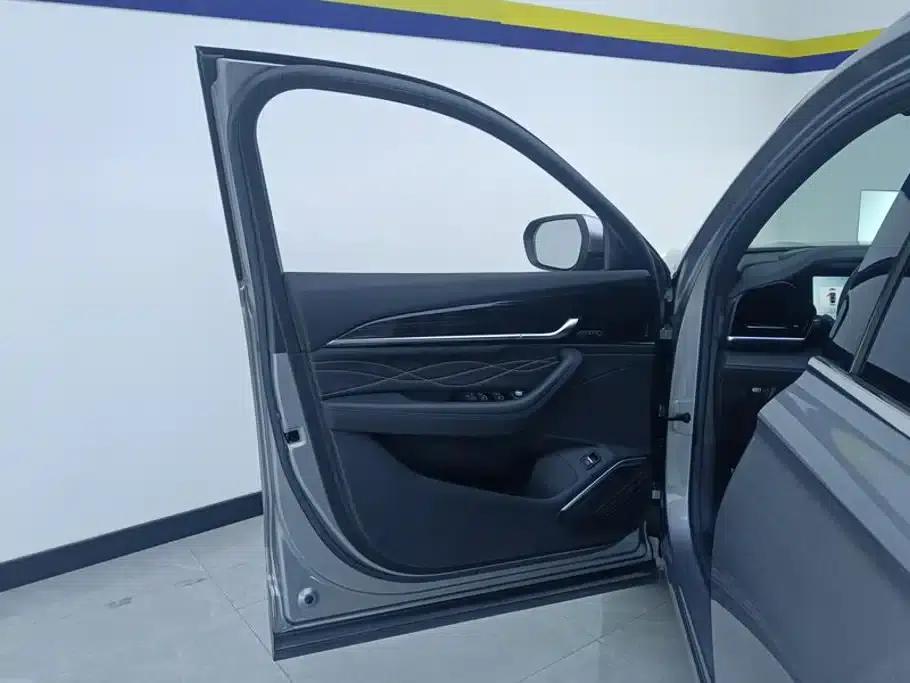 Geely Xingyue L 2024 2.0TD DCT EVO 2WD Long Wind Edition — миниатюра 7