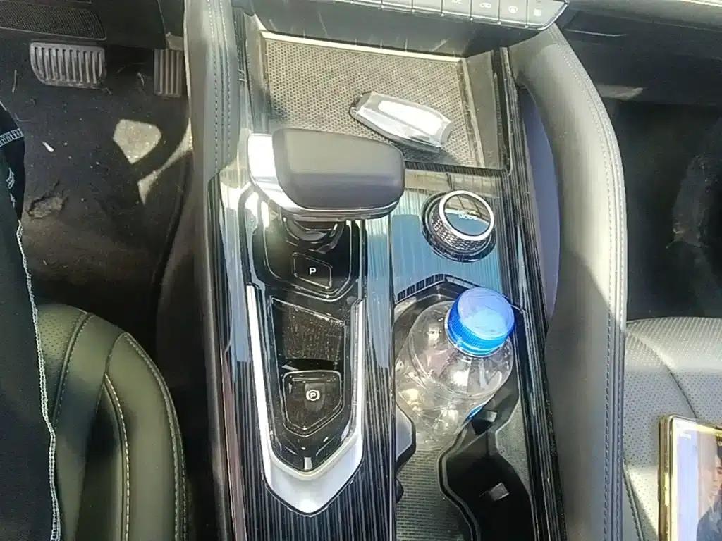 Geely Xingyue L 2024 2.0TD DCT EVO 2WD Long Wind Edition — миниатюра 14
