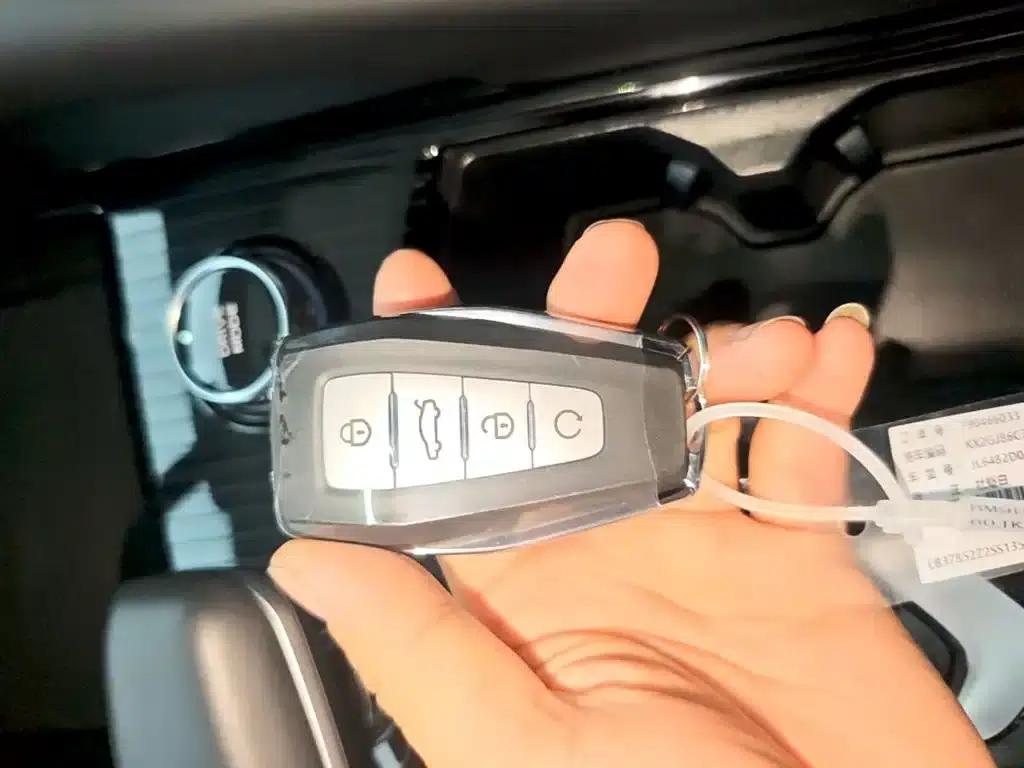 Geely Xingyue L 2024 2.0TD DCT EVO 2WD Long Wind Edition — миниатюра 9