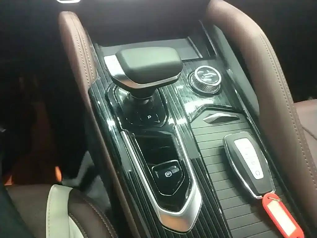 Geely Xingyue L 2021 2.0TD DCT EVO 2WD Premium Edition — миниатюра 14