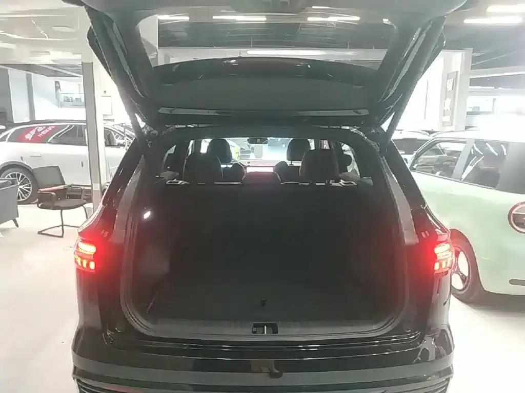 Geely Xingyue L 2021 2.0TD DCT EVO 2WD Premium Edition — миниатюра 19