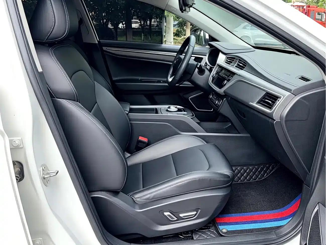Geely Emgrand EV Pro 2022 Online Edition (Ternary Lithium) — миниатюра 12