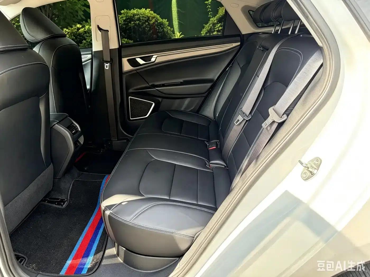 Geely Emgrand EV Pro 2022 Online Edition (Ternary Lithium) — миниатюра 24