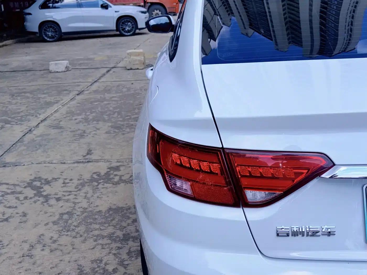 Geely Emgrand EV Pro 2022 Online Edition (Ternary Lithium) — миниатюра 26