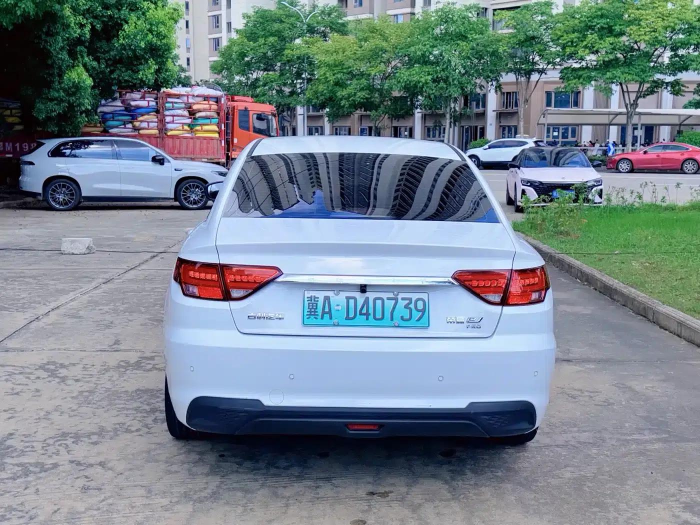 Geely Emgrand EV Pro 2022 Online Edition (Ternary Lithium) — миниатюра 5