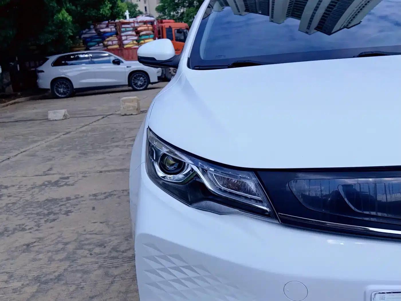 Geely Emgrand EV Pro 2022 Online Edition (Ternary Lithium) — миниатюра 8