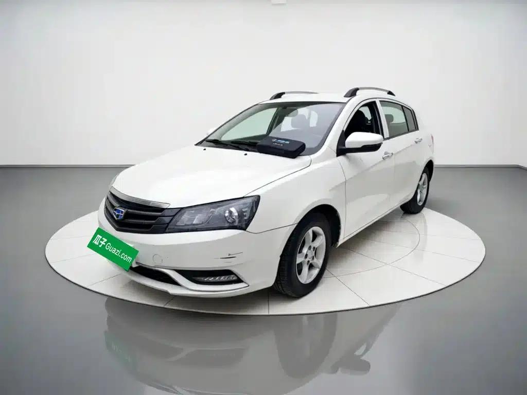 Geely Emgrand 2014 Hatchback 1.5L Manual Fashion Edition — миниатюра 1