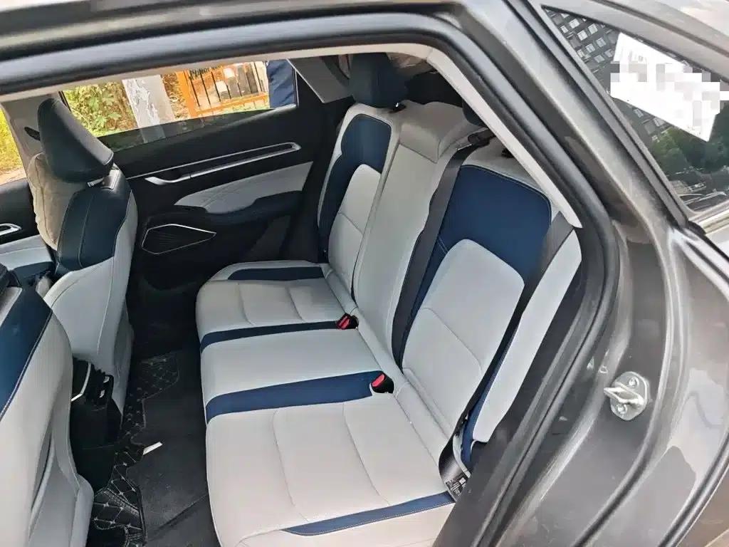 Geely Emgrand 2022 4th Generation 1.5L CVT Flagship Edition — миниатюра 13