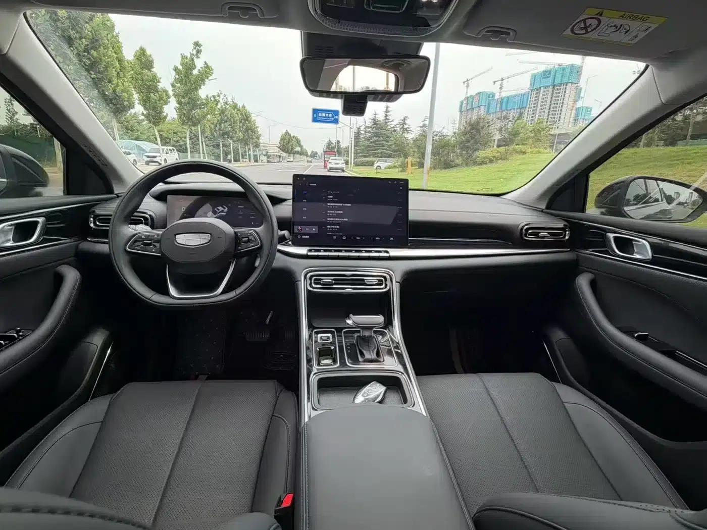 Geely Emgrand 2026 5th Generation 1.5L CVT Premium — миниатюра 9