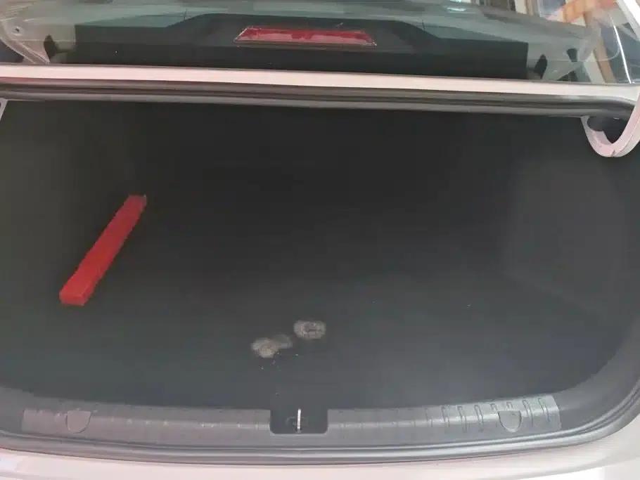 Geely Emgrand 2023 4th Generation Champion Edition 1.5L CVT Premium — миниатюра 4