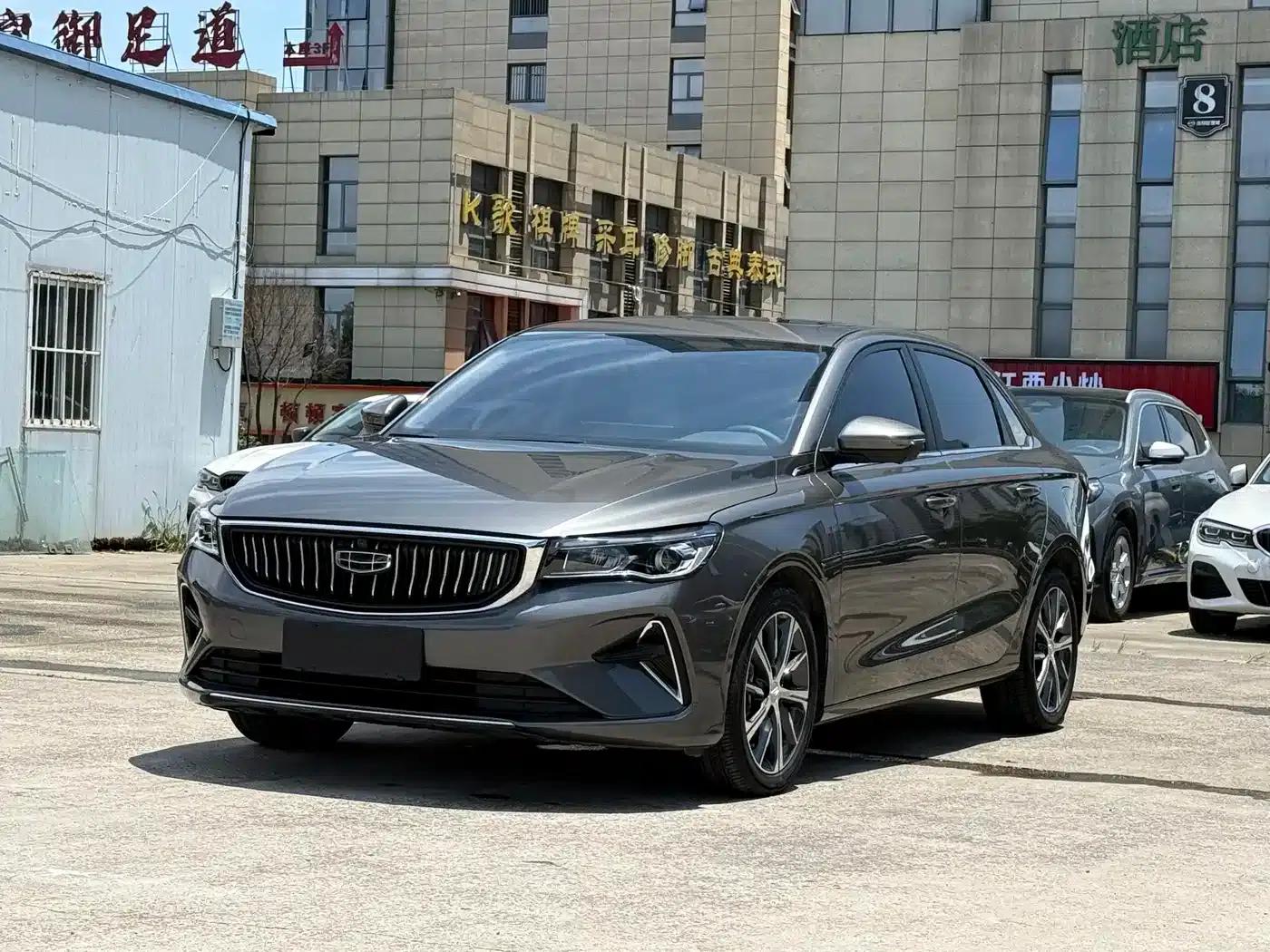 Geely Emgrand 2023 4th Generation Champion Edition 1.5L CVT Flagship Model — миниатюра 1