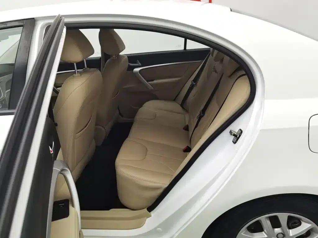 Geely Emgrand 2017 Sedan Million Edition 1.5L CVT Luxury Model — миниатюра 15