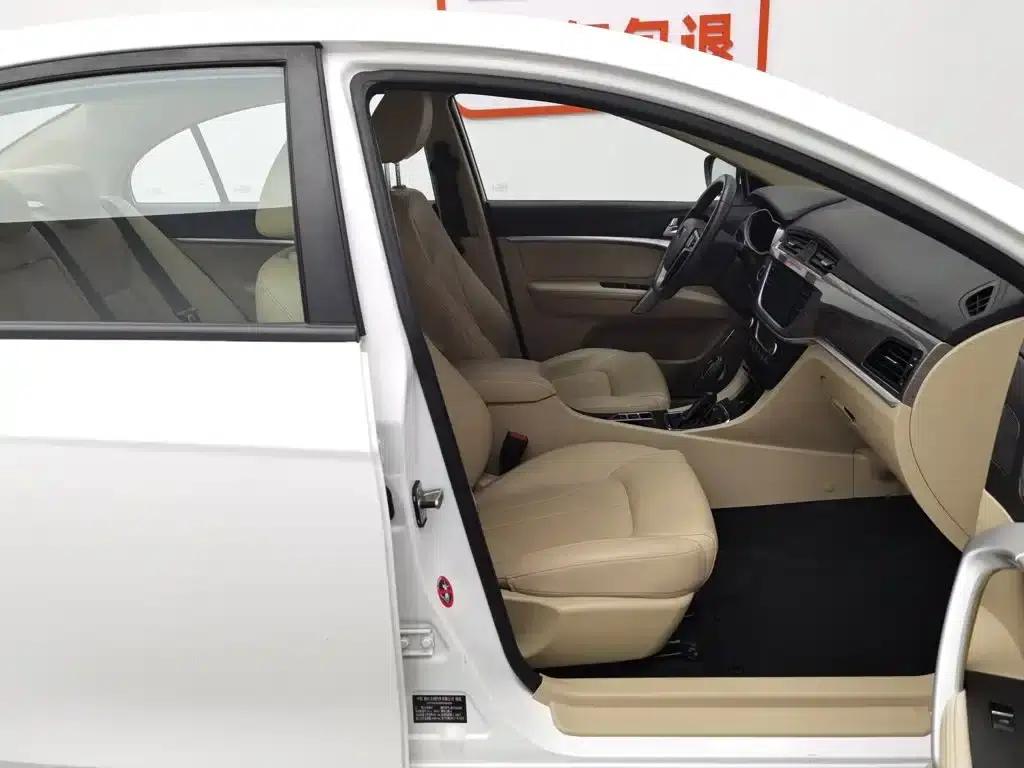 Geely Emgrand 2017 Sedan Million Edition 1.5L CVT Luxury Model — миниатюра 23