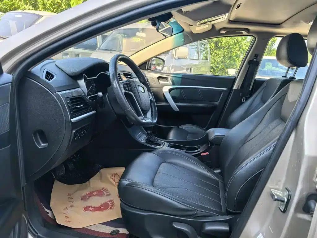 Geely Emgrand 2017 Sedan Million Edition 1.5L CVT Upward Connected Version — миниатюра 6